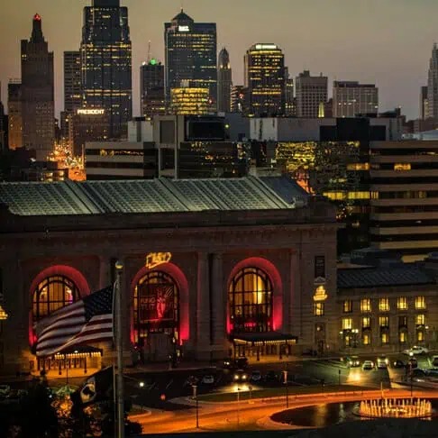 Close proximity to Downtown Kansas City